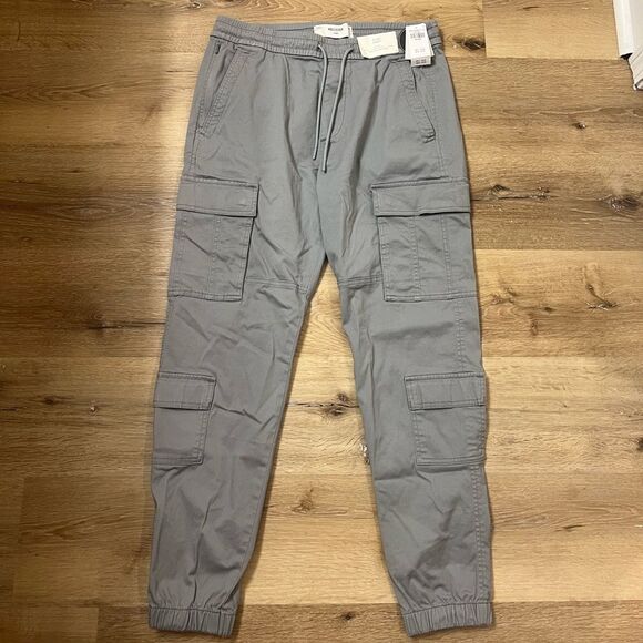2 Hollister Cargo Jogger Bundle - Picture 2 of 7